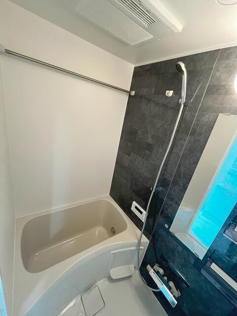 ベルンハルト馬橋の浴室| 