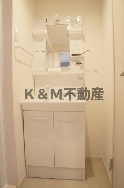 リブリ・幸谷の洗面所|忙しい朝には欠かせない洗面所です