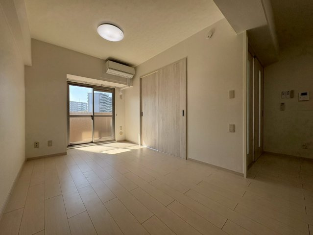 多摩市馬引沢２丁目の賃貸マンションの居間・リビング