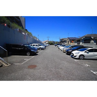 【駐車場】 | エステ・スクエア武蔵藤沢