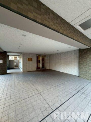 【エントランス】 | 孔雀坂レジデンス