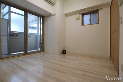 【居間・リビング】 | ラ・ルーシュ泉 | おしゃれなリビングです