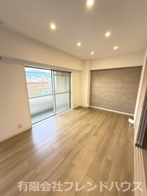 【居間・リビング】 | 庚午ハイツ