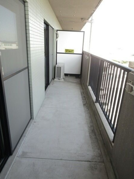 グランツ杉山Iのバルコニー