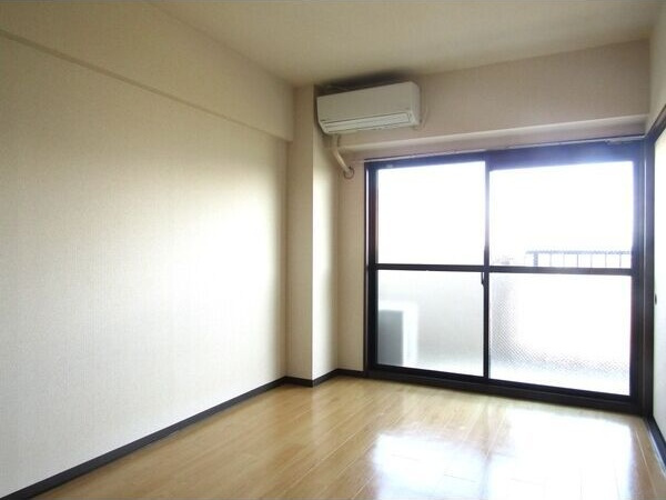 グランツ杉山Iの居間・リビング