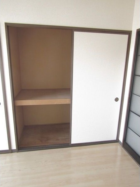 グランツ杉山Iの収納