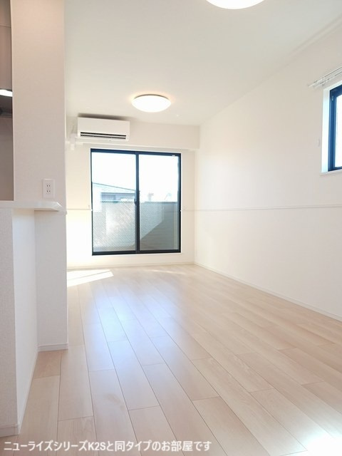 【新築】アーバンコート西青山　北棟の居間・リビング