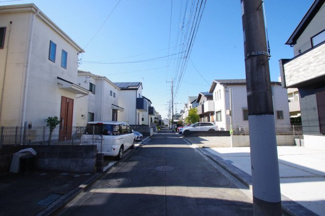 【前面道路含む現地写真】
