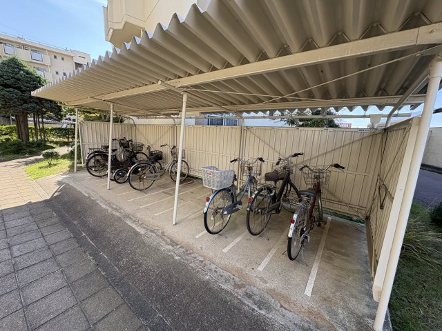 明石大窪住宅4号棟のその他共用部分