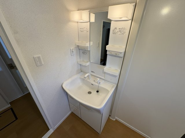 明石大窪住宅4号棟の洗面所