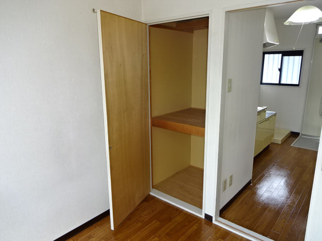 ローズハイツの収納