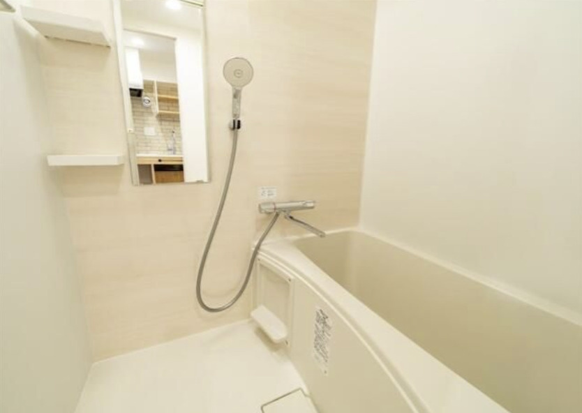 ダイアパレス幡ヶ谷第2の浴室