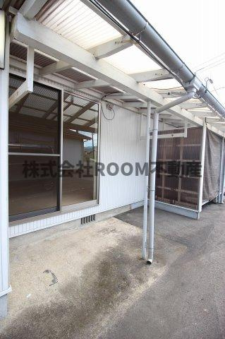 年見貸家のバルコニー|広々としたバルコニーです