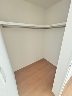 【収納】 | 廿日市市阿品3丁目（阿品駅徒歩8分！）全2区画　NO2【50坪】 | 2階　洋室×3　収納付きでお部屋がスッキリ広く使えます。