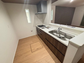 【キッチン】 | 廿日市市阿品3丁目（阿品駅徒歩8分！）全2区画　NO2【50坪】 | 機能的なシステムキッチン☆都市ガス