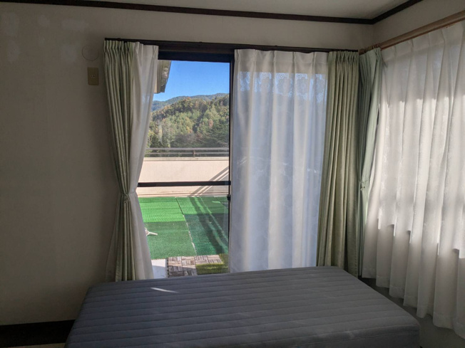 【洋室】 | 廿日市市峠字沖地　中古一戸建て