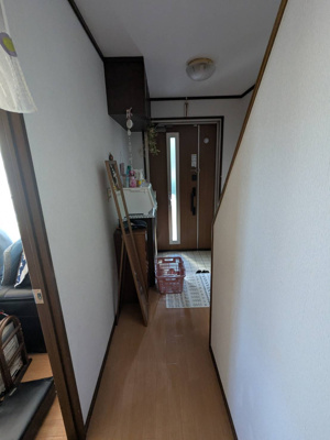 【玄関】 | 廿日市市峠字沖地　中古一戸建て