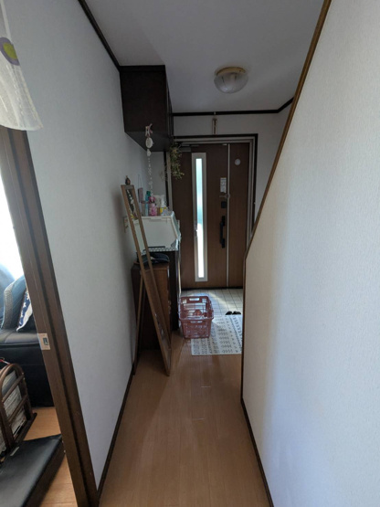 【玄関】 | 廿日市市峠字沖地　中古一戸建て