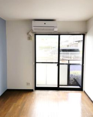 クロノス大泉学園の居間・リビング