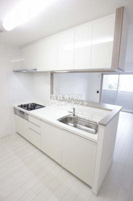 【キッチン】 | Stay esaka | システムキッチンで毎日の料理を楽しく♪