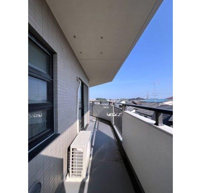 【バルコニー】 | プリオール湘南長後 | 広々としたバルコニーです