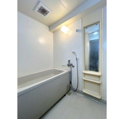 【浴室】 | プリオール湘南長後 | 落ち着いた空間のお風呂です