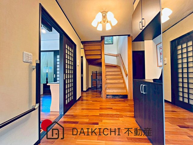 【玄関】 | 行田市門井町2丁目　中古戸建