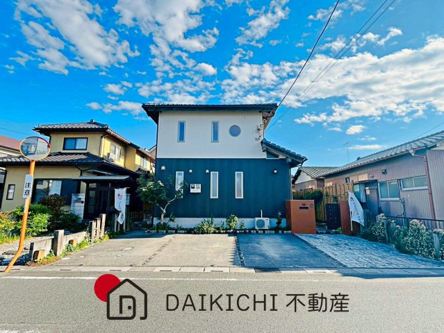 【前面道路含む現地写真】 | 行田市門井町2丁目　中古戸建