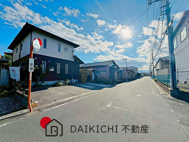 【玄関】 | 行田市門井町2丁目　中古戸建