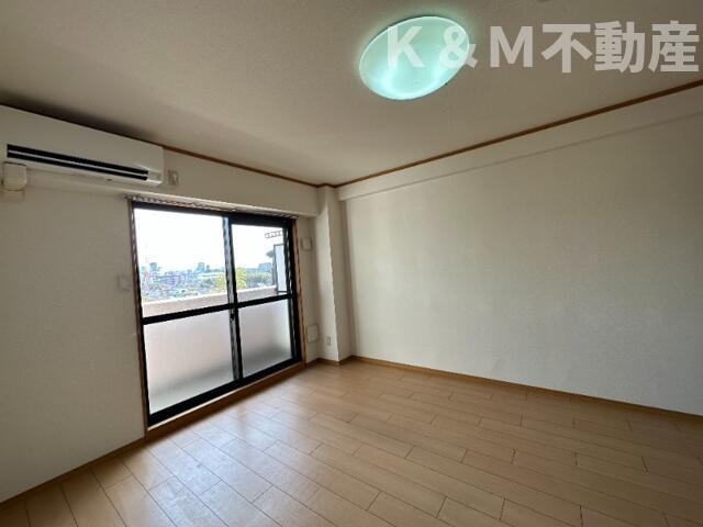 アルファマの居間・リビング|リビングです