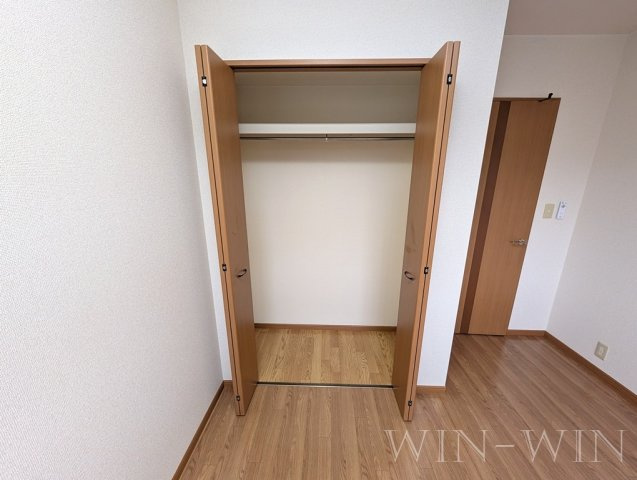 フロンティア栄の収納