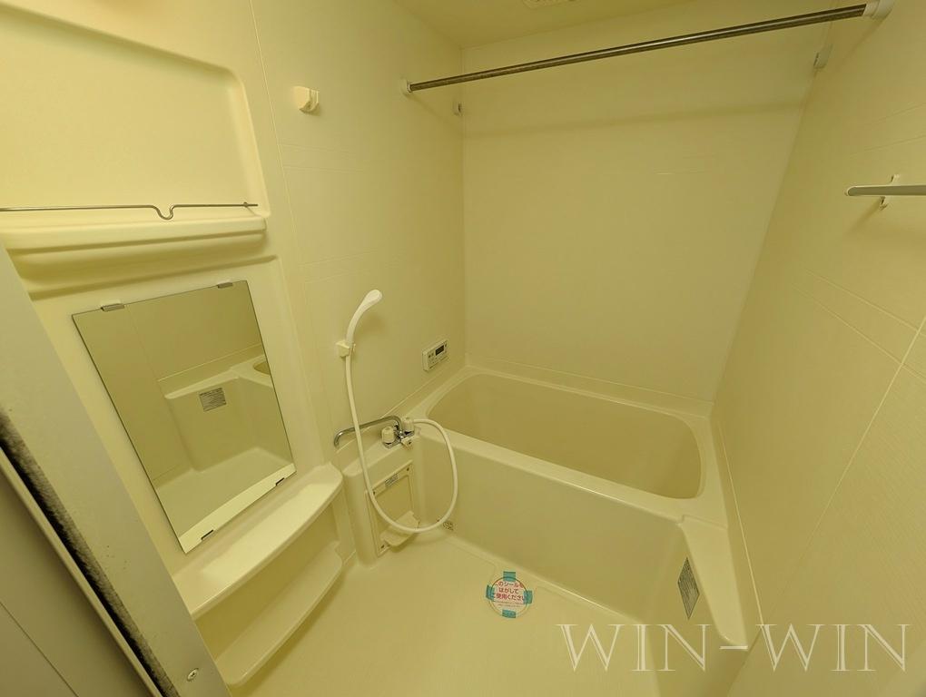 フロンティア栄の浴室