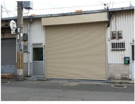 東大阪衣摺貸し倉庫の外観