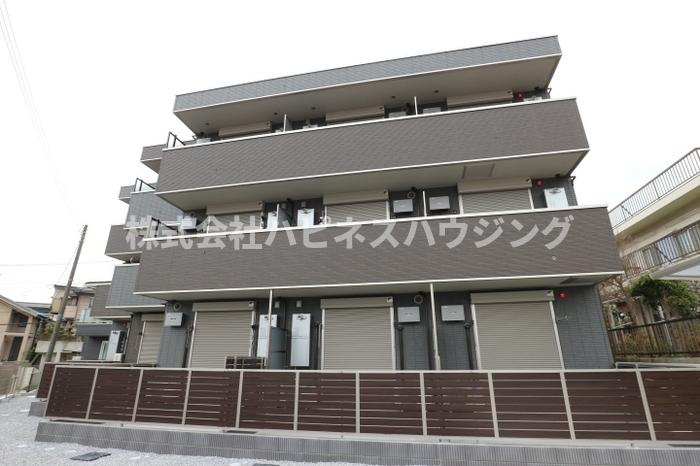 オークツリーの外観