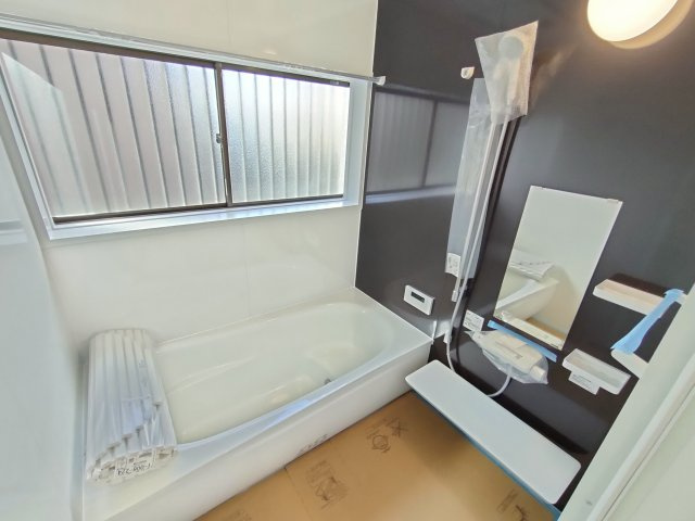 古河市東リノベーションハウスの浴室|〇浴室〇　☆取り替え済☆
一坪タイプの浴室☆足を延ばしてゆっくりバスタイムが楽しめます（＾＾）
2025年11月撮影