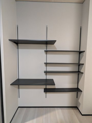 若葉町貸家の収納