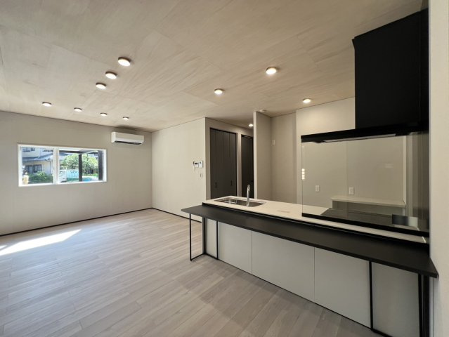 若葉町貸家のキッチン