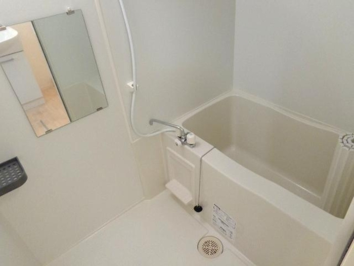 グラッサ新広の浴室