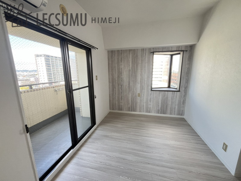 クリーンピア南大路時計台の居間・リビング