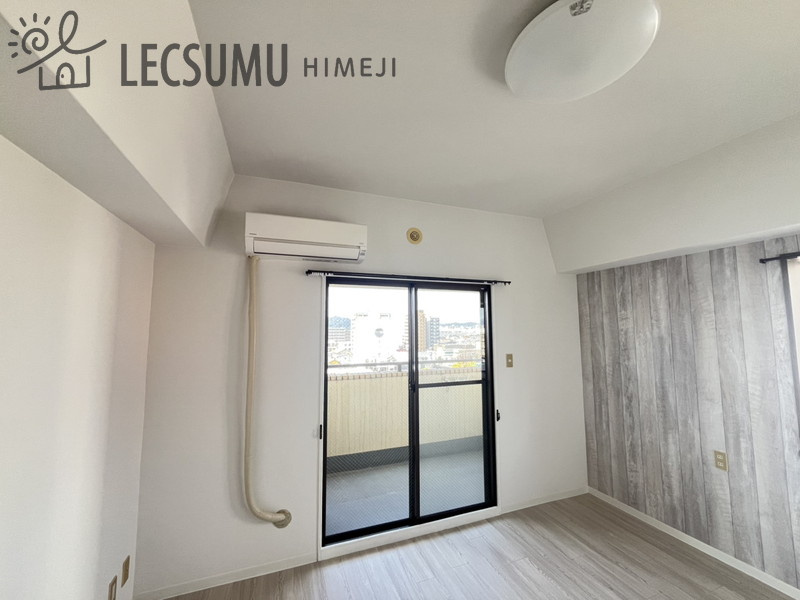 クリーンピア南大路時計台の洋室