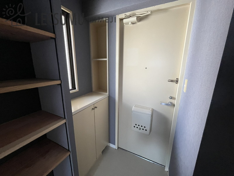 クリーンピア南大路時計台の玄関