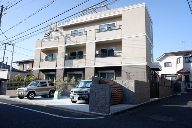 Ｌｅｓ　Ｍｅｒｖｅｉｌｌｅｕｓｅｓ