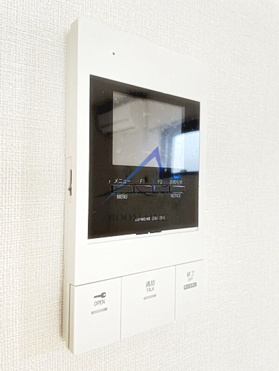 アルファキューブ上十条のセキュリティ|モニター付きインターホンです。