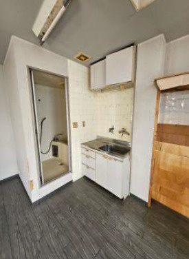 大阪市北区西天満５丁目のビル