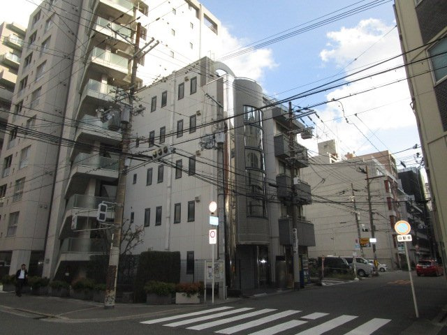 大阪市北区西天満５丁目のビル