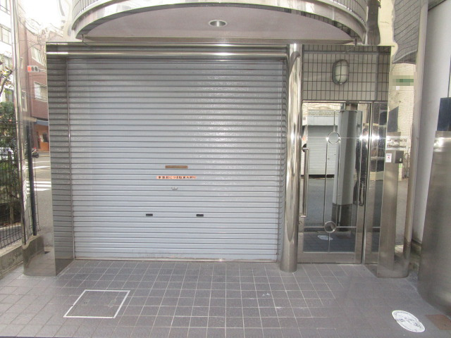 大阪市北区西天満５丁目のビル