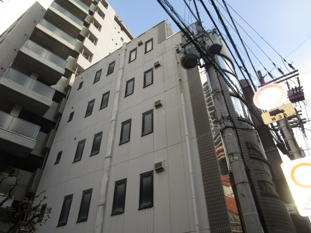 大阪市北区西天満５丁目のビル