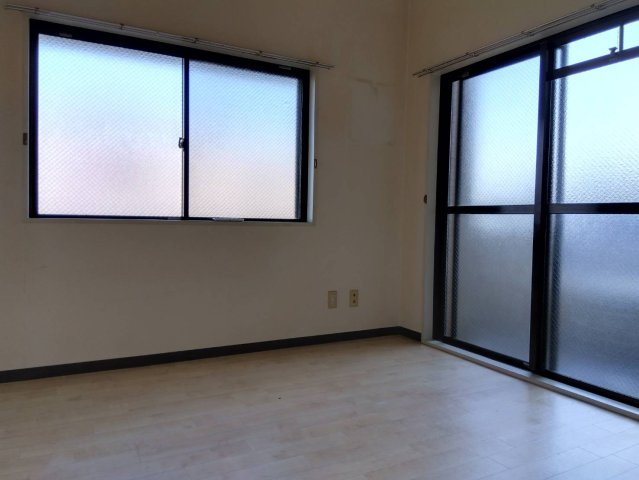 ハイタウン梅屋敷