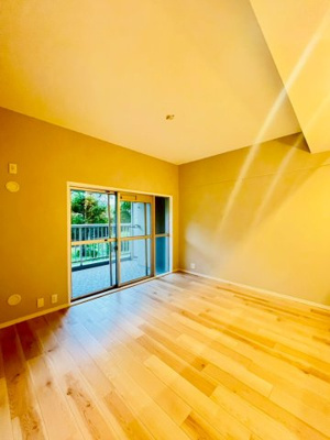 【居間・リビング】 | 京橋南コーポ１号棟 | LDK（約12.7帖）