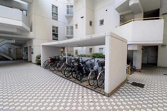 千里山ロイヤルマンションA棟